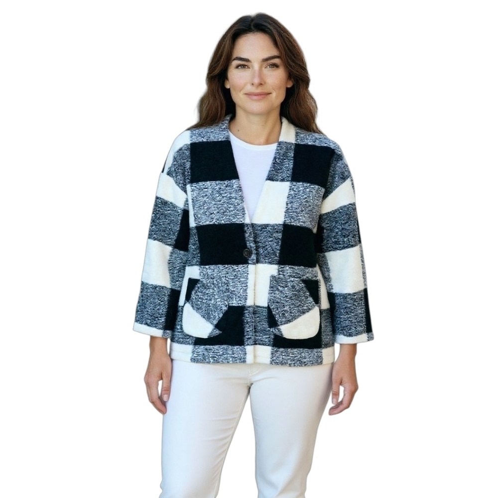 DIP Women's Plaid Blazer/Jacket With Pockets Size M/L NEW!